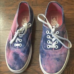 Acid Wash Low Cut Vans